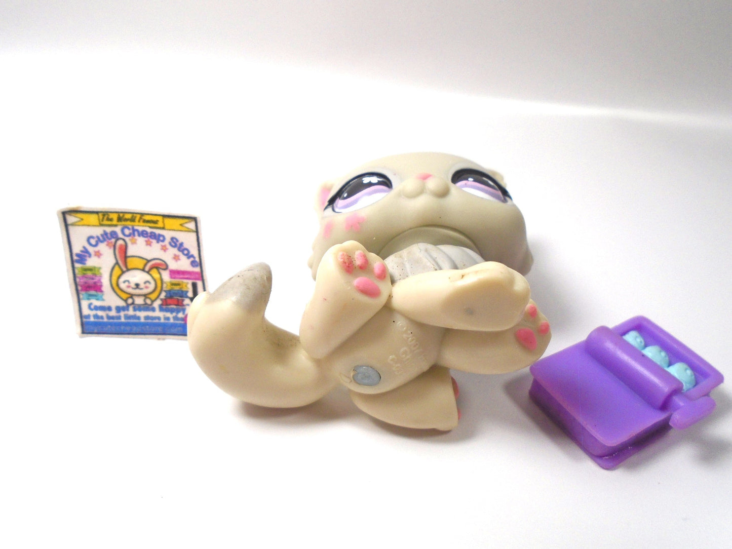 Littlest Pet Shop Cuddliest Grey Persian Cat #722 with sardines
