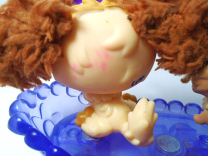 Littlest Pet Shop Labradoodle dog #2421 with a mini–Chow Chow and accessories